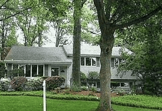 5 BRADLEY Place, Closter